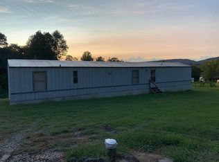 89 Treetop Rd, Rocky Mount, VA 24151