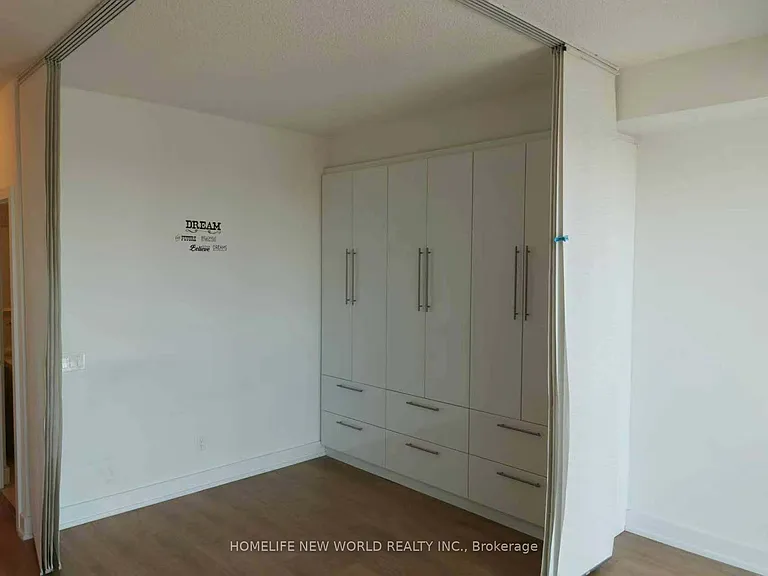 150 Fairview Mall Dr #1209 — Photo 5
