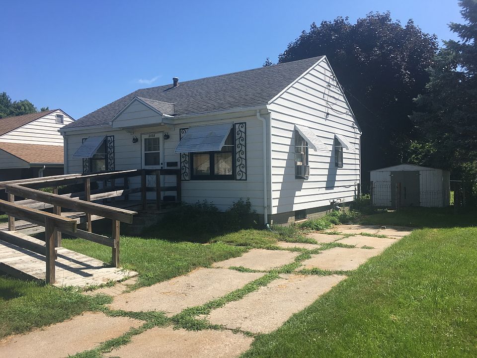 1st image of 3058 Rebecca St