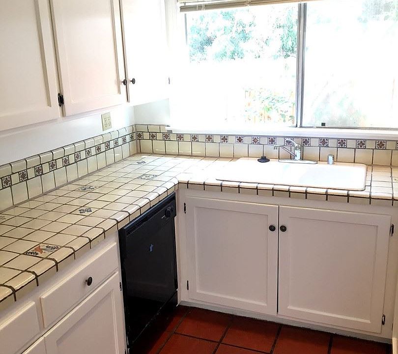 1st image of 524 N Alta Vista Blvd #6