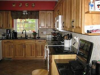 5th image of 104 Shannon Dr