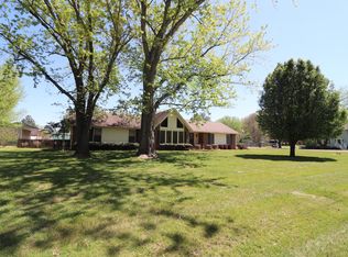 123 Sunnyside Ln, Columbia, TN 38401