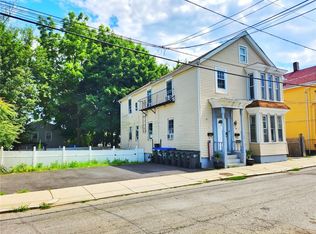 39 Vandewater St, Providence, RI 02908