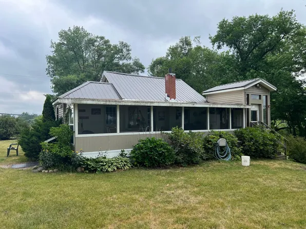 62587 McKale Rd, Burr Oak, MI 49030