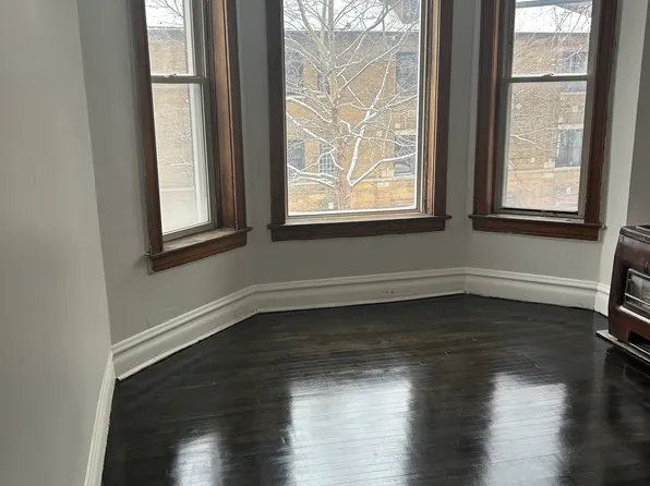 2859 W 24th Blvd Unit 2R, Chicago, IL 60623