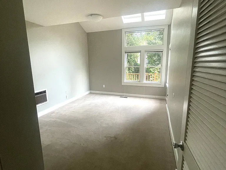 4123 S Corbett Ave — Photo 11