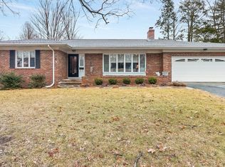 115 Roosevelt Ave, Springfield, MA 01118