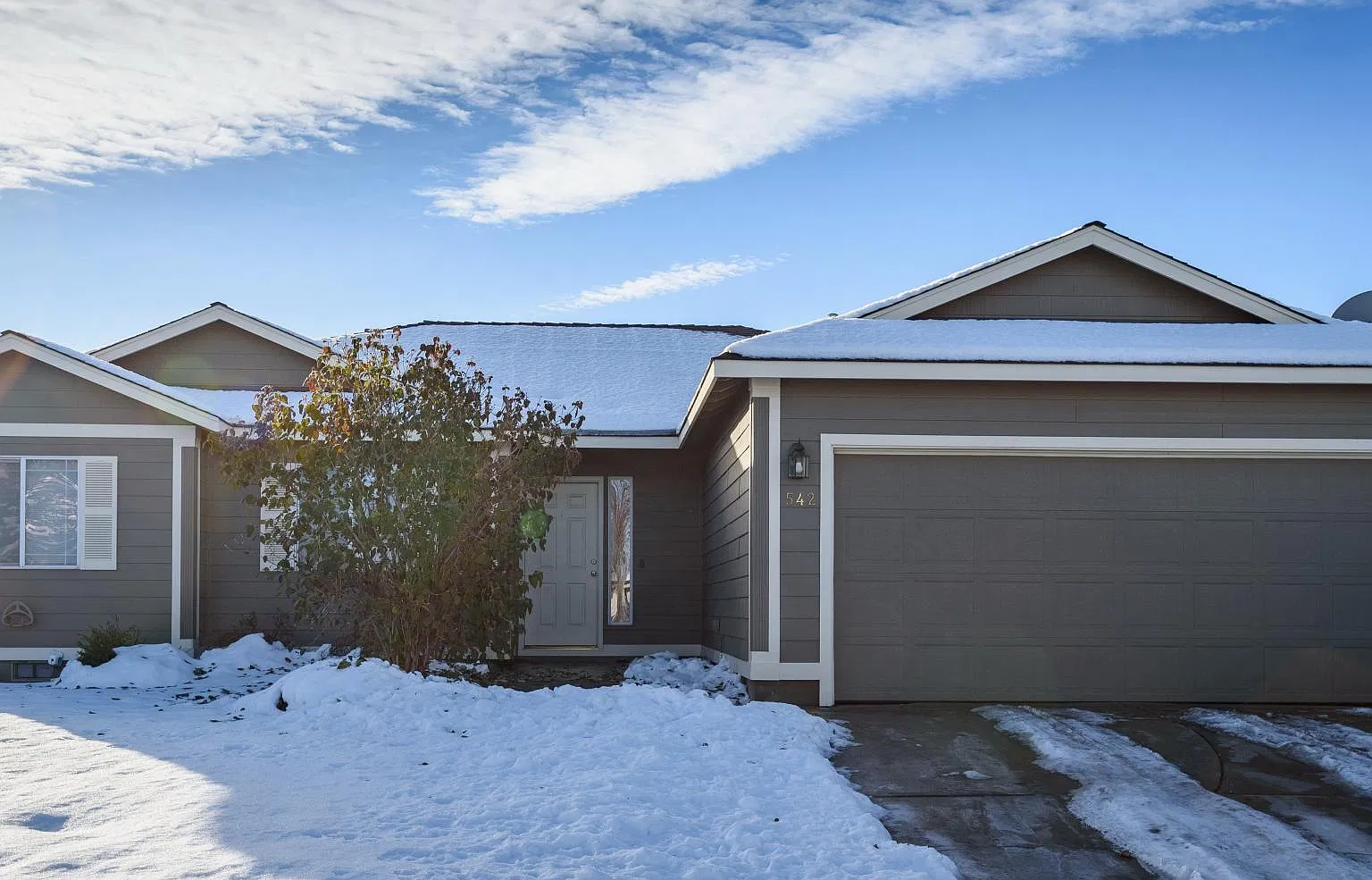 3 bed, 1657 sqft, $2,595 — Photo 1
