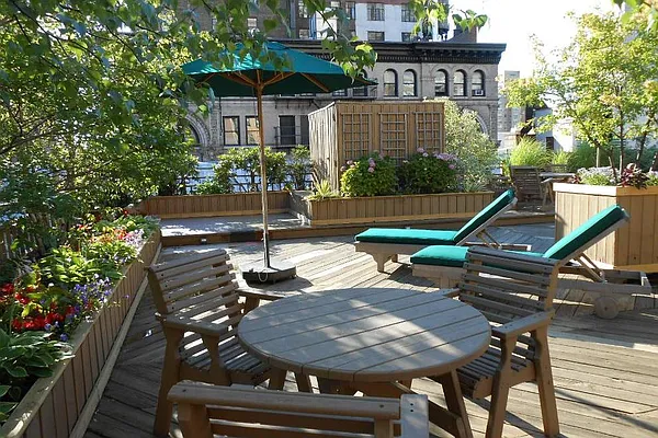 Sold by Corcoran | media 7