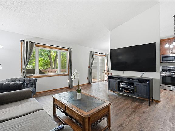4th image of 1930 55th Street Ct E