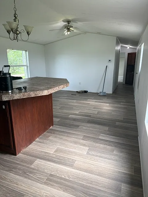 3 bed, 1200 sqft, $1,450 — Photo 4