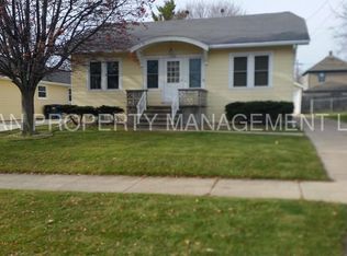 1603 Jefferson St, Oshkosh, WI 54901