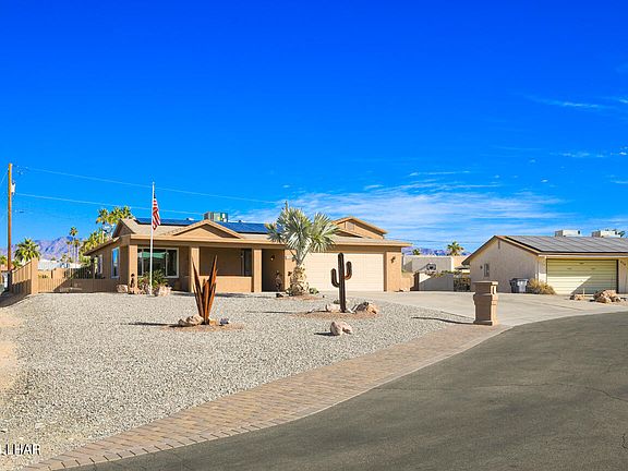 3rd image of 860 Bryce Pl