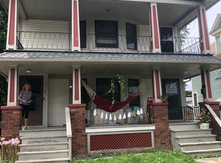 1314 Saint Charles Ave, Lakewood, OH