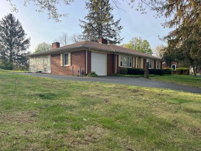 812 Hillcrest Dr, Staunton, VA, 24401