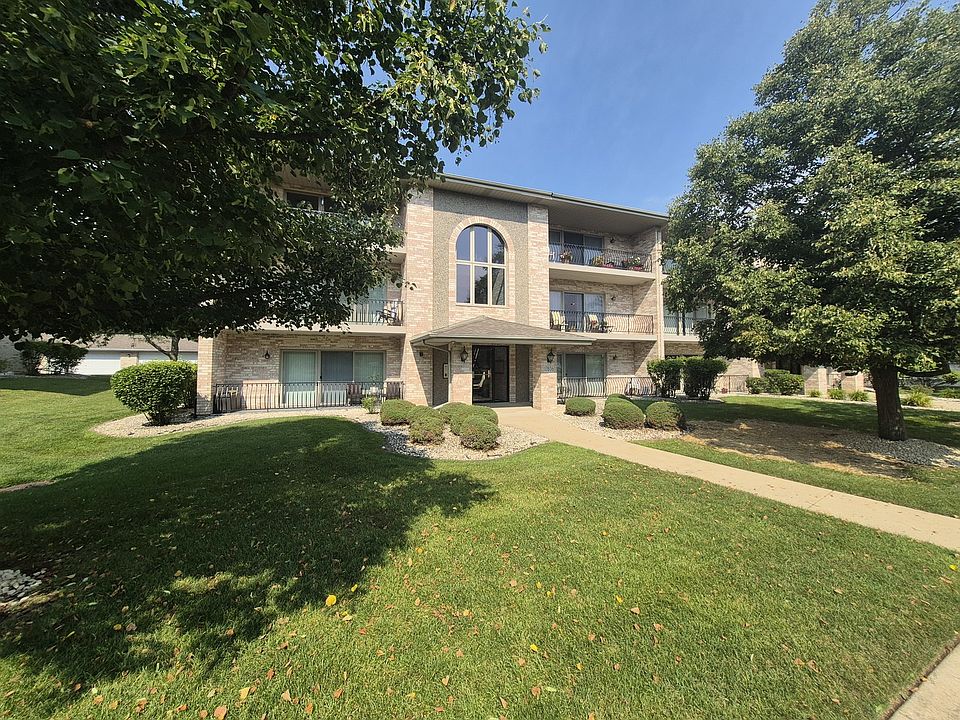 1st image of 17806 Bernard Dr APT 2B