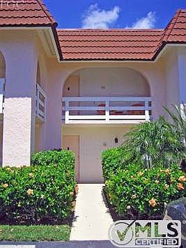 Entry walkway