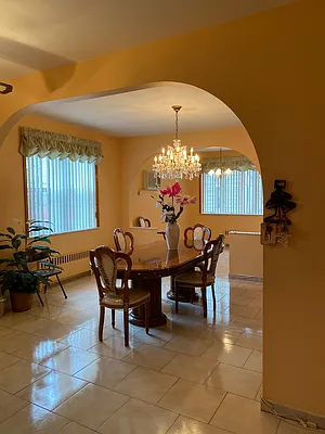 Rented by Farran & Associates | media 20