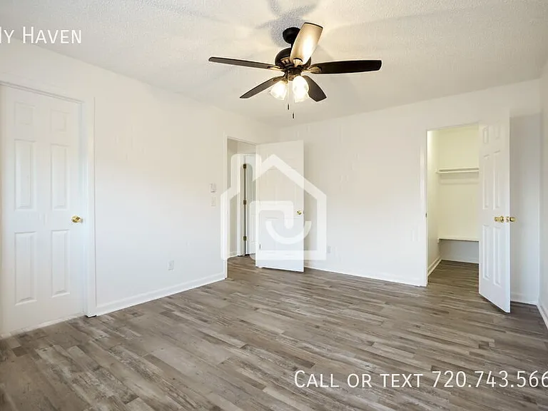17898 E Mexico Dr — Photo 11