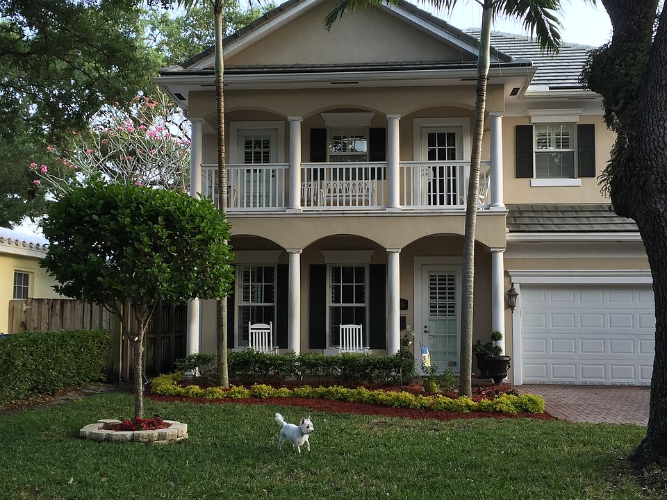 1st image of 828 SW 16th Ct