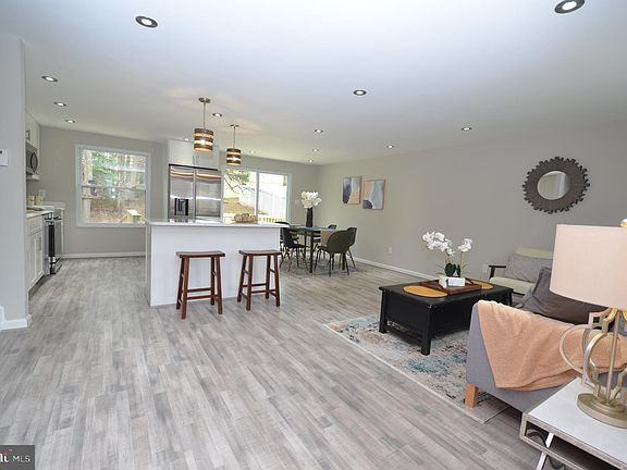 4th image of 14049 Bluefin Dr