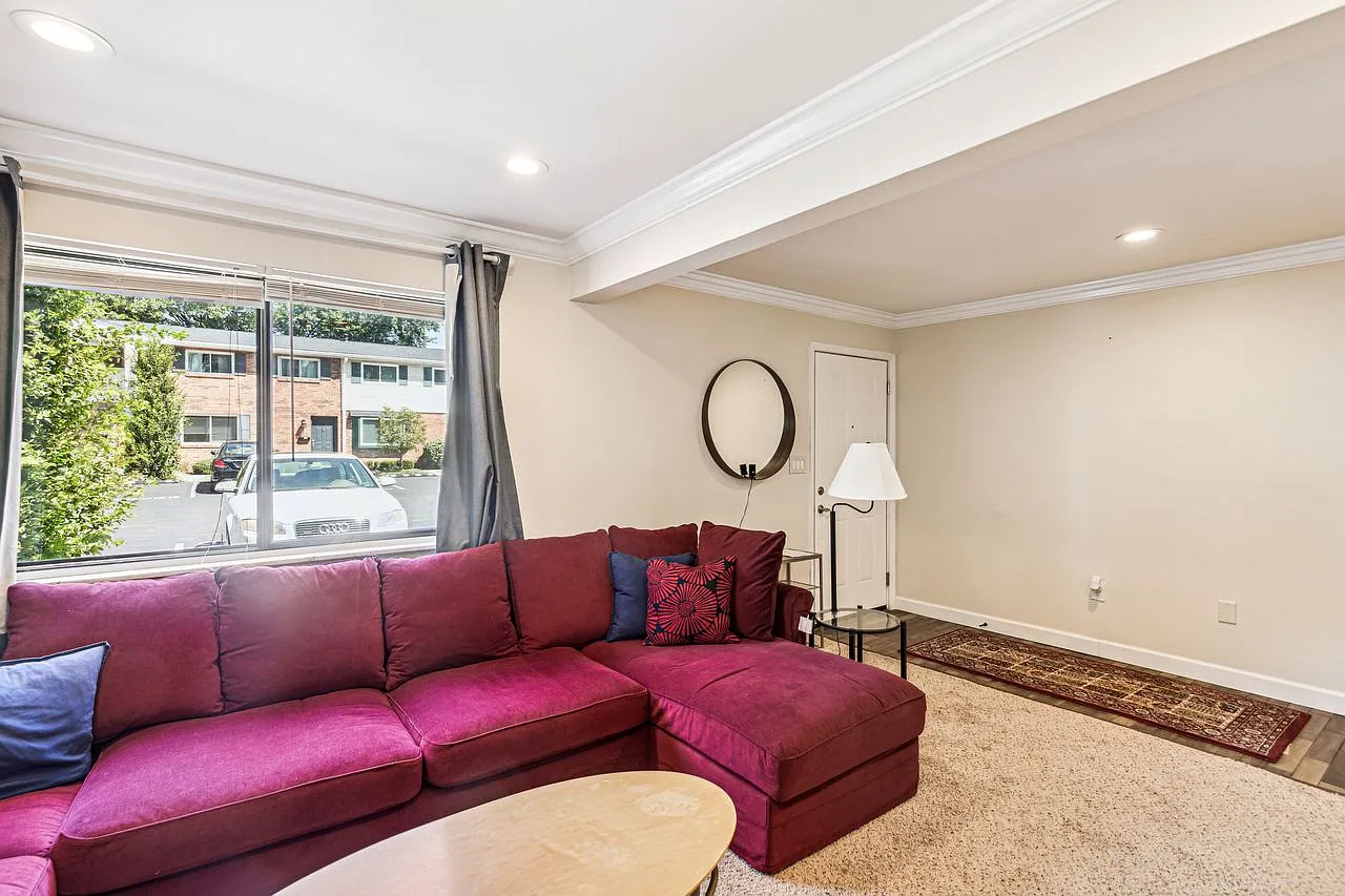 7752 Montgomery Rd — Photo 4