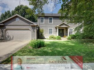 1717 Mayfair Rd, Champaign, IL 61821
