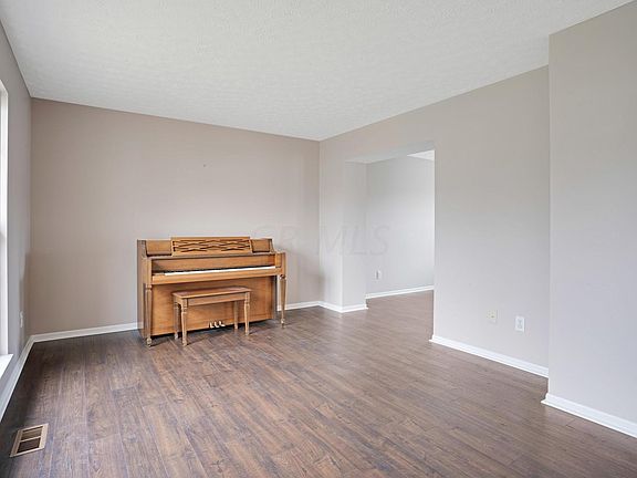 3rd image of 4537 Kriggsby Blvd
