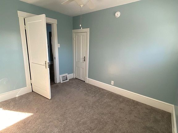 3rd image of 1846 1st St