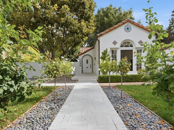 1535 Cowper St, Palo Alto, CA 94301