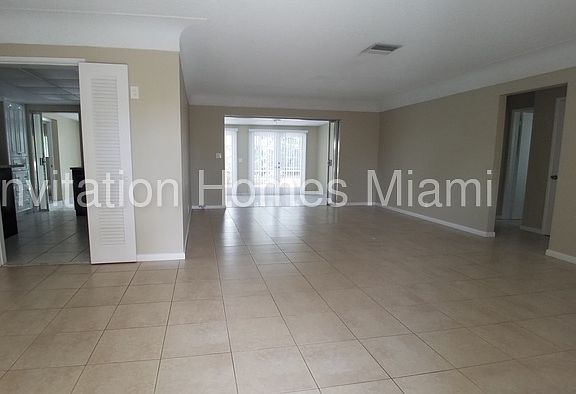5th image of 2601 NE 52nd Ct