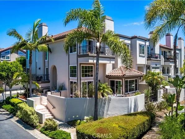 19325 Peachtree Ln, Huntington Beach, CA 92648