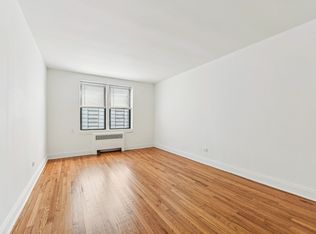 20-33 Seagirt Blvd #CC, Far Rockaway, NY 11691
