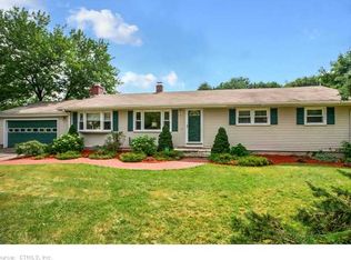 39 Russo Dr, Hamden, CT 06518