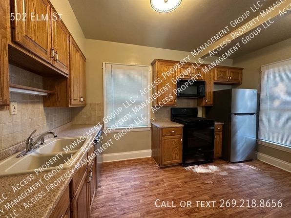 502 Elm St