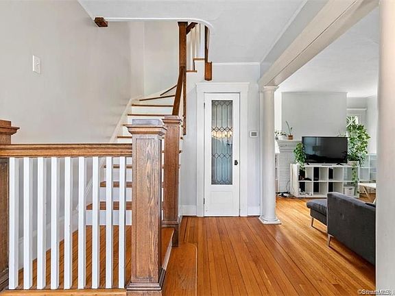 4th image of 168 Alden Ave