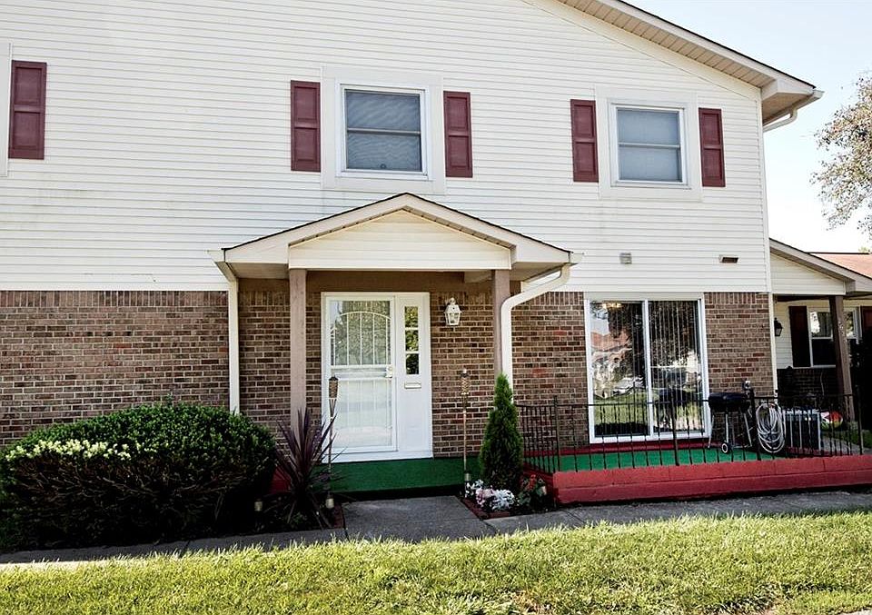 1st image of 2629 N Harwich Dr