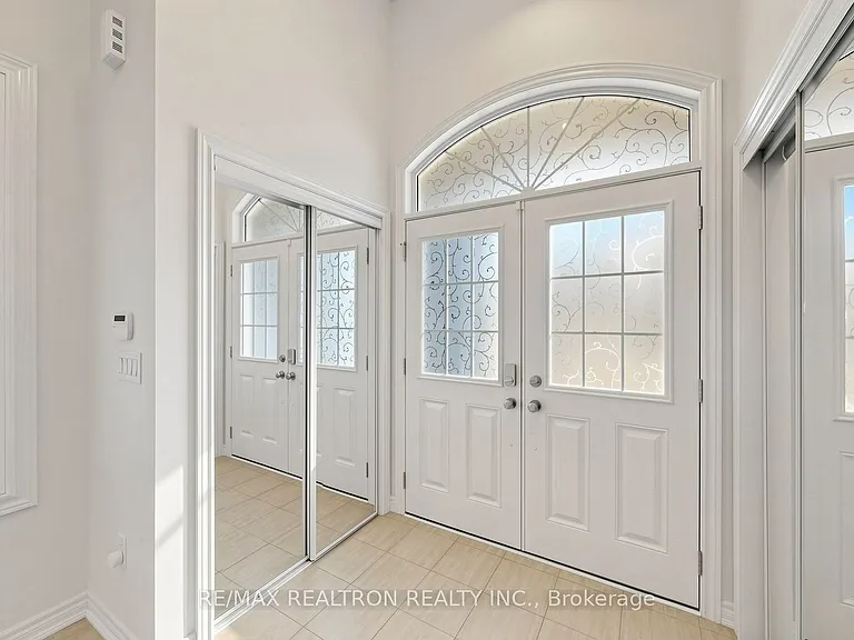 7 Military Ct — Photo 6