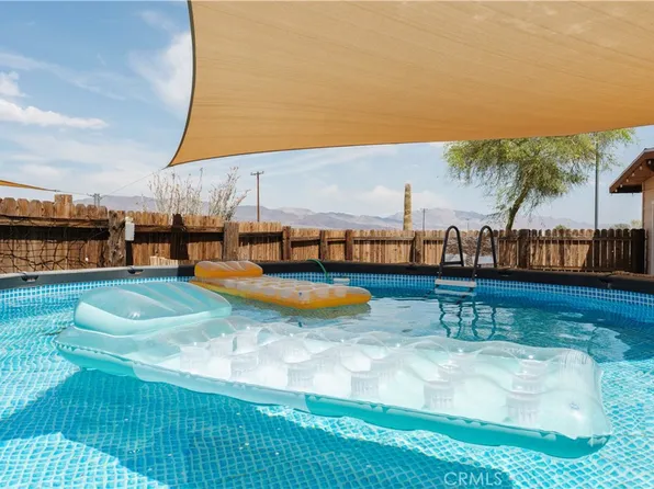 80277 Wikieup Rd, Twentynine Palms, CA 92277