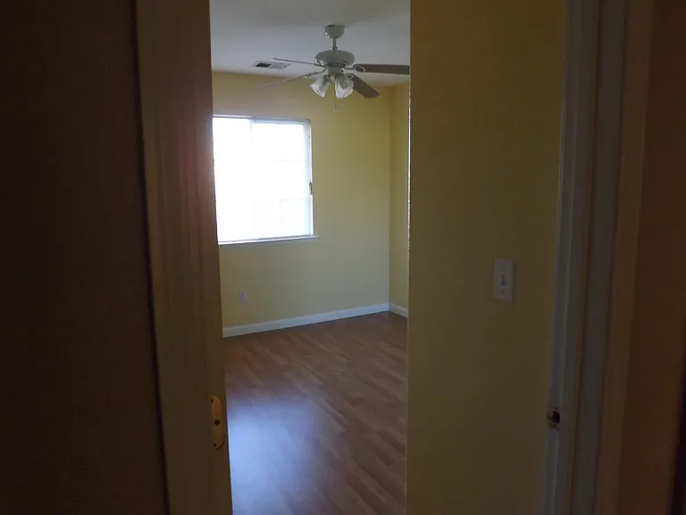4057 Heirloom Ln — Photo 11