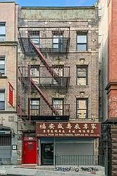 103 Mosco Street in Chinatown
