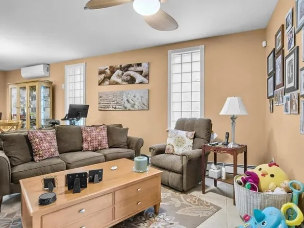 1854 73rd Street image 3 of 17