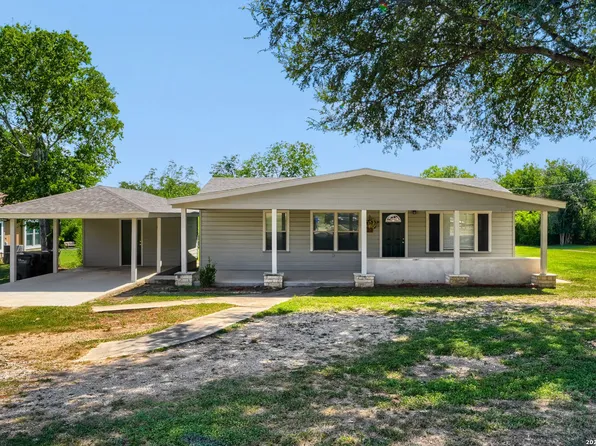 1211 N BISHOP ST, San Marcos, TX 78666