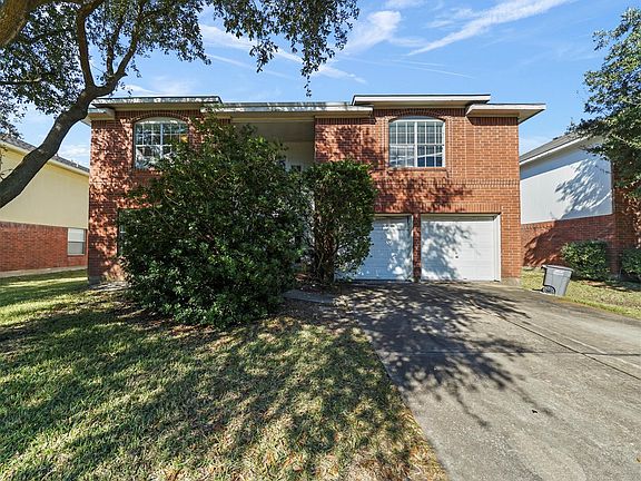 2nd image of 19730 Lindenfield Ct