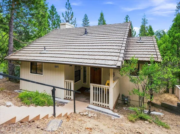 50848 Smoke Tree Trl, Bass Lake, CA 93604