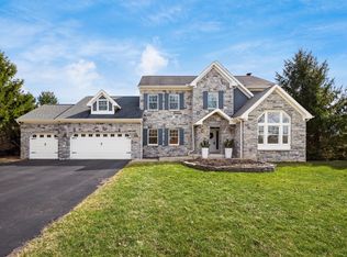 2715 Quail Crossing Dr, Powell, OH