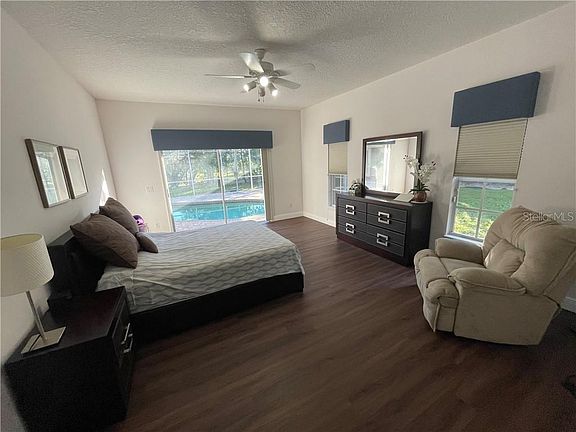 5th image of 4524 Village Wood Dr