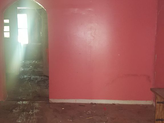 2nd image of 1855 N 19th St