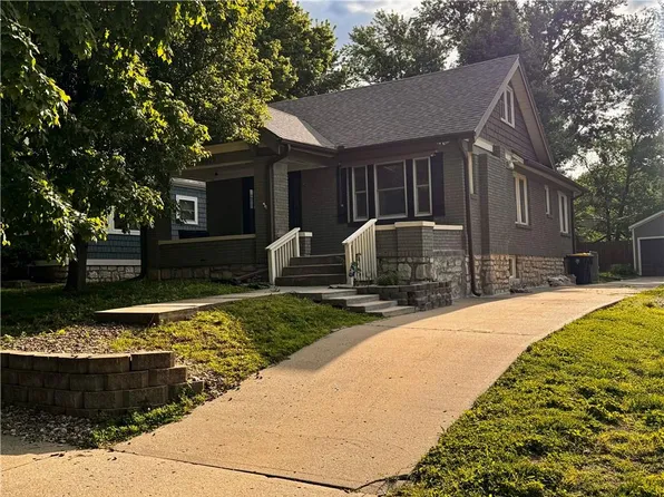 6019 Holmes St, Kansas City, MO 64110