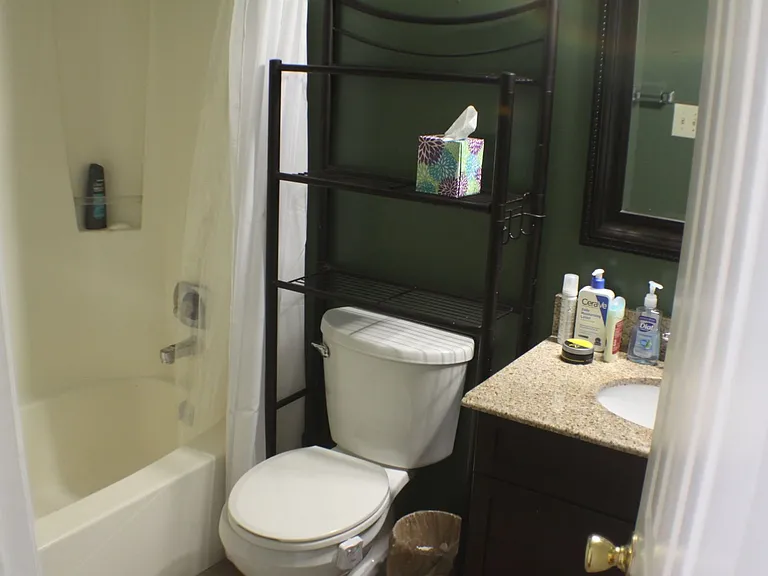 1515 S Lumpkin St #202 — Photo 10